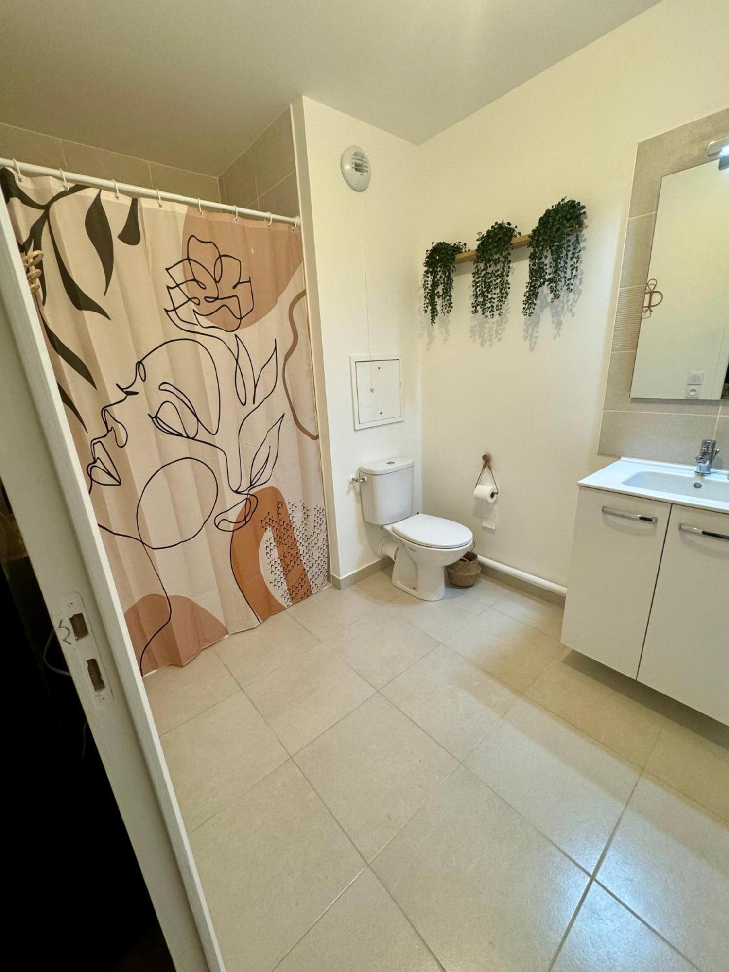 Studio Moderne Et Tout Equipe, Proche Du Rer, Paris & Aeroport D'Orly En 20 Min, Lit Bebe Sur Demande Vitry-sur-Seine Extérieur photo